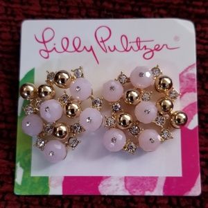 Lilly Pulitzer pop the bubbly earring.